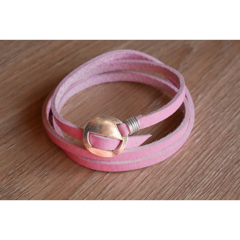 Pulsera de cuero rosa triple vuelta