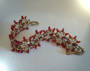 Tutorial de la pulsera Indiana roja y dorada