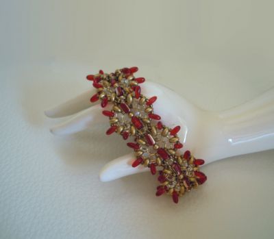 Tutorial de la pulsera Indiana roja y dorada