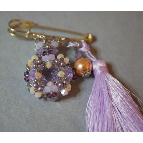 Broche Pomp&oacute;n Morado Andros