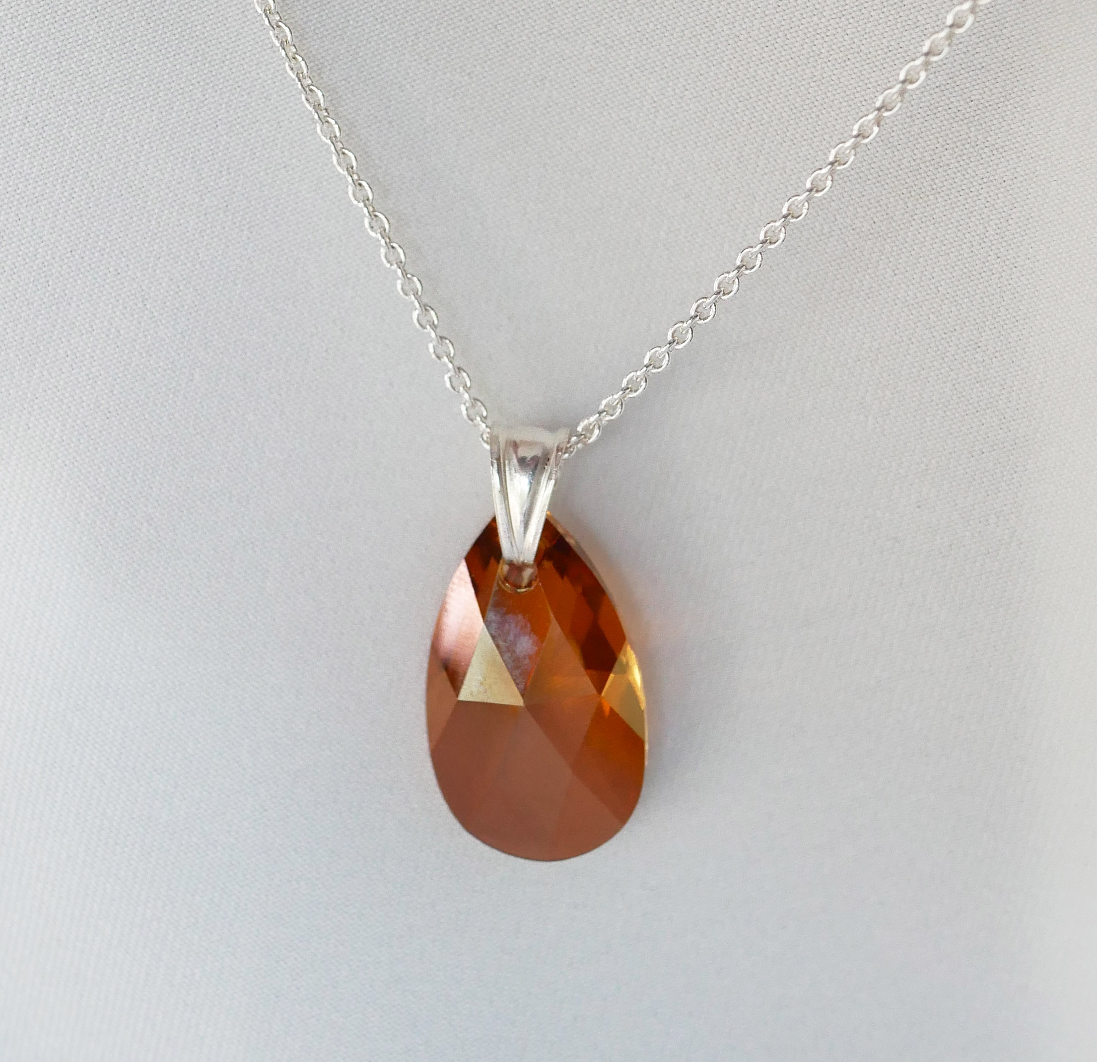 Collar de plata colgante Swarovski Tear Cobre