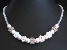 Collier en boules de perles Cristalia