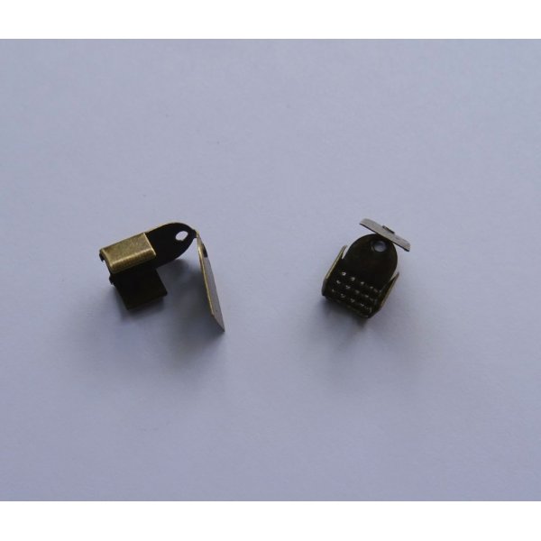 Puntas de solapa de bronce 6 mm x 2