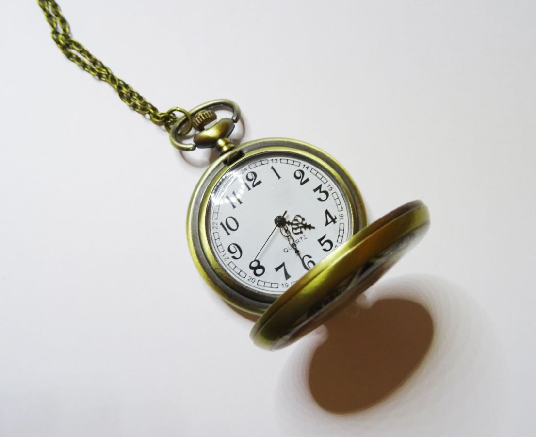 Colgante de reloj de bolsillo grande con cadena