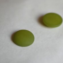 Polaris cabujón verde Olivino diámetro 16mm